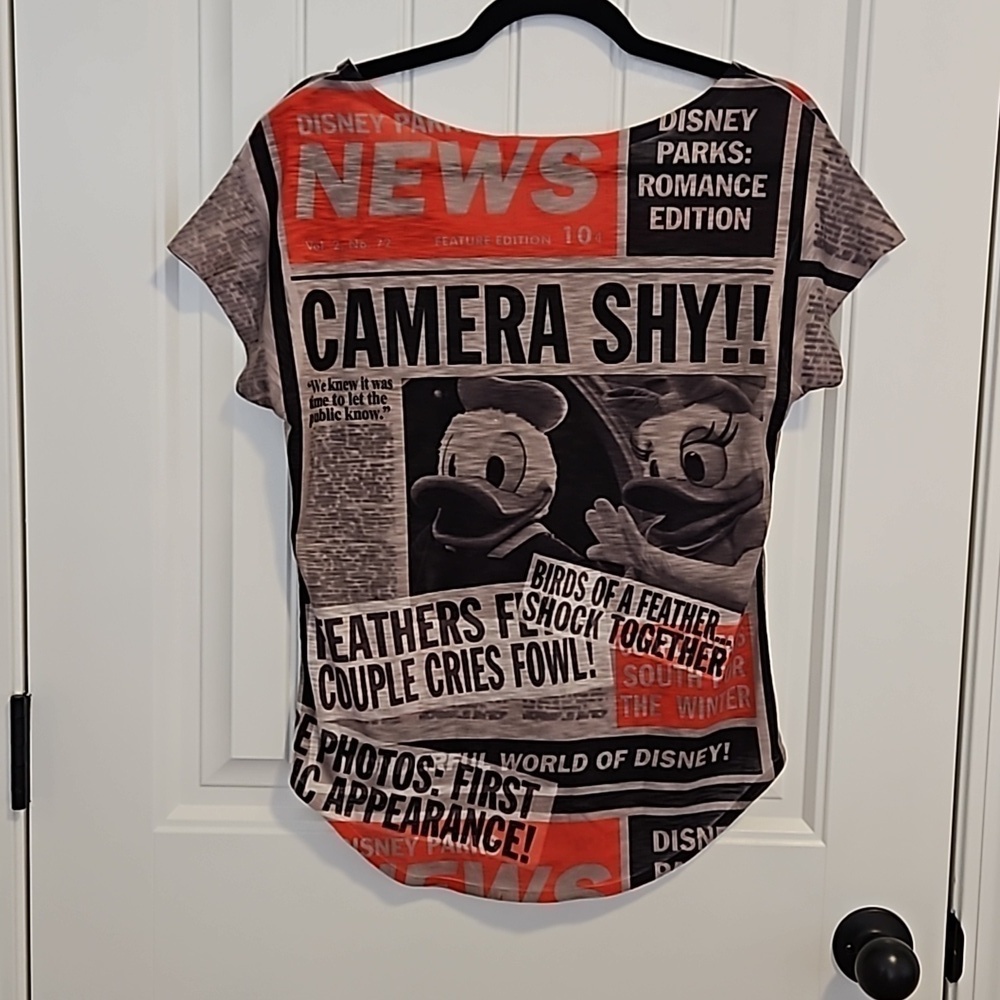 Women's Disney Park Newspaper T-Shirt  Size Small - Picture 3 of 6